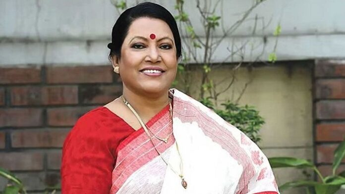 ফরিদা পারভীনের শেষ শ্রদ্ধা শহীদ মিনারে, দাফন কুষ্টিয়ায়