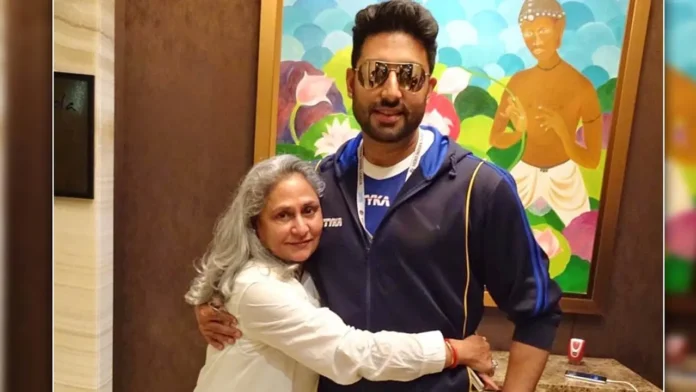 মায়ের সঙ্গে শপিংয়ে যান না অভিষেক বচ্চন