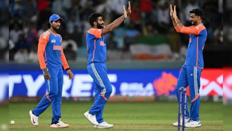 ম্যাড়ম্যাড়ে ম্যাচে পাকিস্তানকে গুঁড়িয়ে দিল ভারত