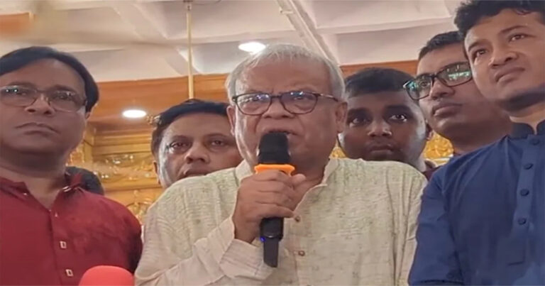 ঐক্যবদ্ধ জনগণ সব ষড়যন্ত্র মোকাবিলা করবে : রিজভী