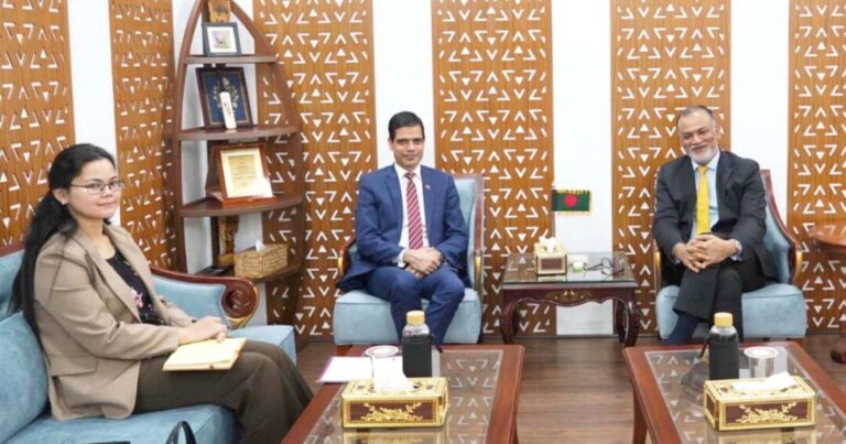 কাঁচা পাট রপ্তানিতে সরকারি বাধ্যবাধকতা শিথিল চায় নেপাল