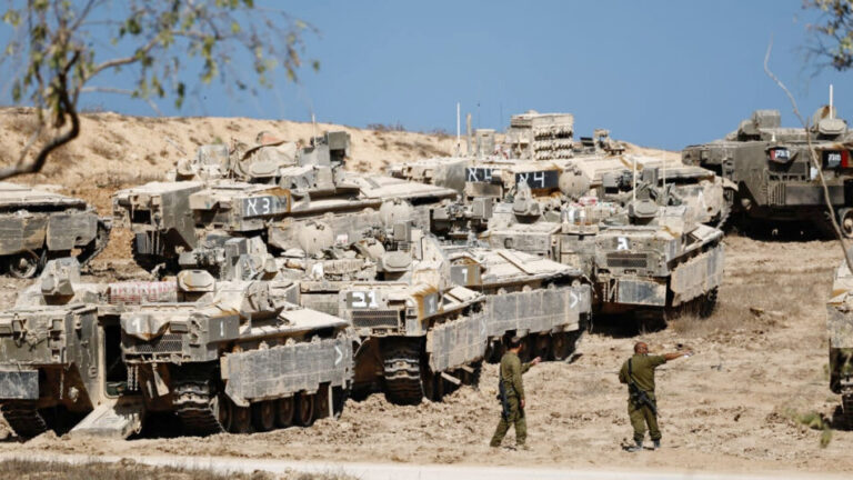 গাজায় সামরিক অভিযান থামিয়েছে ইসরায়েল