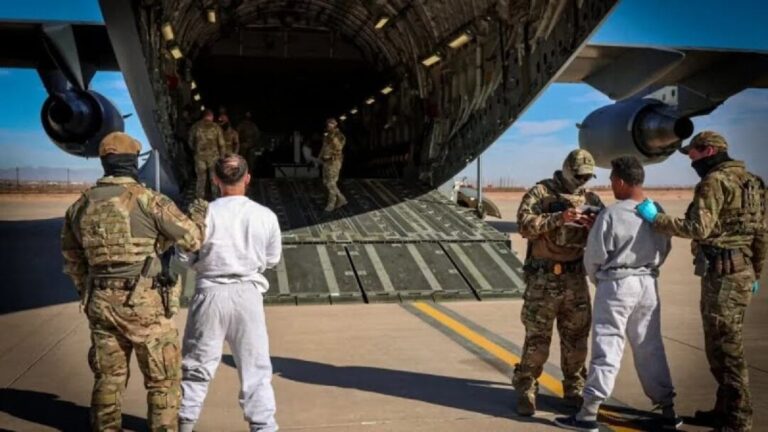 জানুয়ারি থেকে যুক্তরাষ্ট্রে ৫ লাখ অবৈধ অভিবাসী গ্রেপ্তার