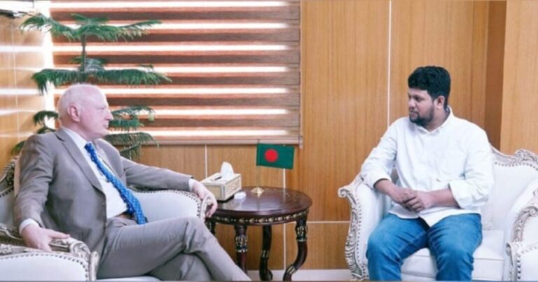 তথ্য উপদেষ্টা মাহফুজ আলমের সঙ্গে জার্মান রাষ্ট্রদূতের সাক্ষাত