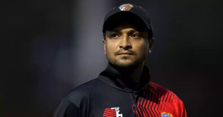 দেশের মাটিতেই অবসর নেওয়ার আশা সাকিবের