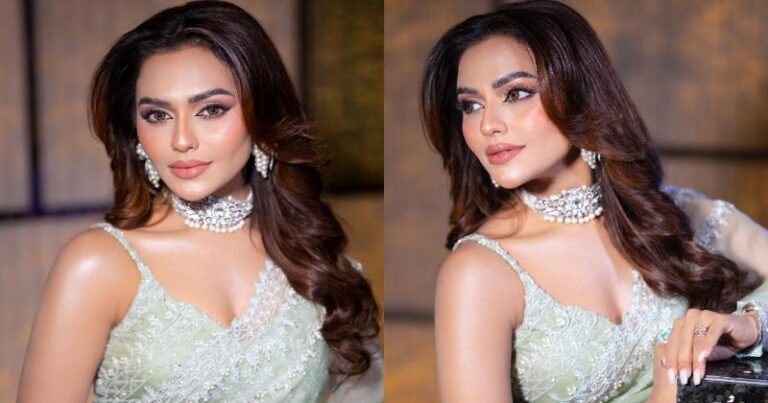 প্রিয় রঙে নুসরাত ফারিয়া