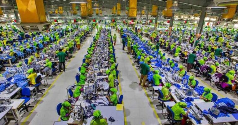 বাংলাদেশের নতুন রেকর্ড, এক বছরে ৩৬ কারখানা পেল আন্তর্জাতিক ‘সবুজ’ সনদ