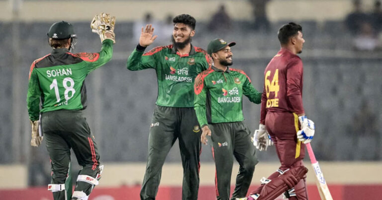 রেকর্ডের বন্যা বইয়ে সিরিজ বাংলাদেশের