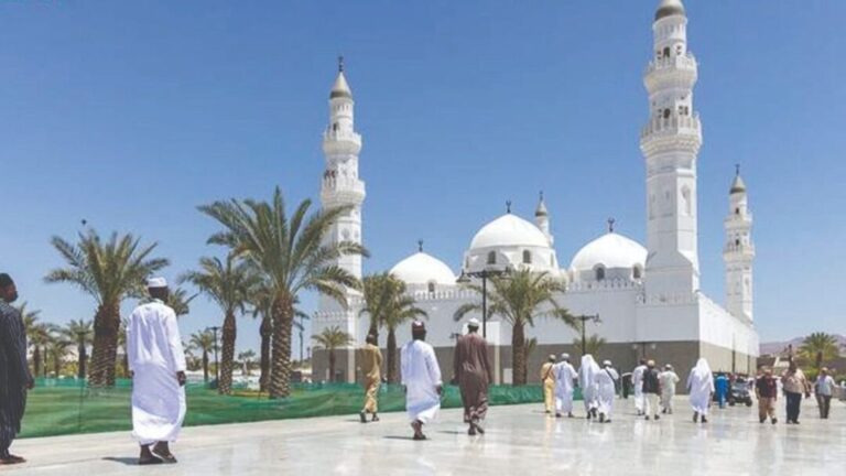 পর্যটকদের পছন্দের শীর্ষ তালিকায় মদিনা