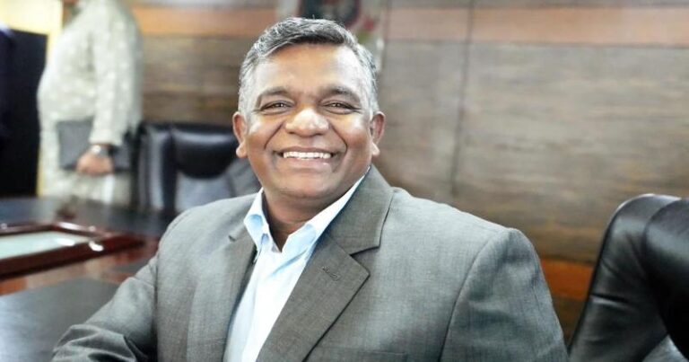 ফিক্সিংয়ে জড়িত ক্রিকেটারদের বিপিএল খেলা নিয়ে যা বললেন বুলবুল