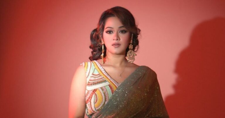 ভালোবাসা এখনো চিঠিতে বসবাস করে: দীঘি