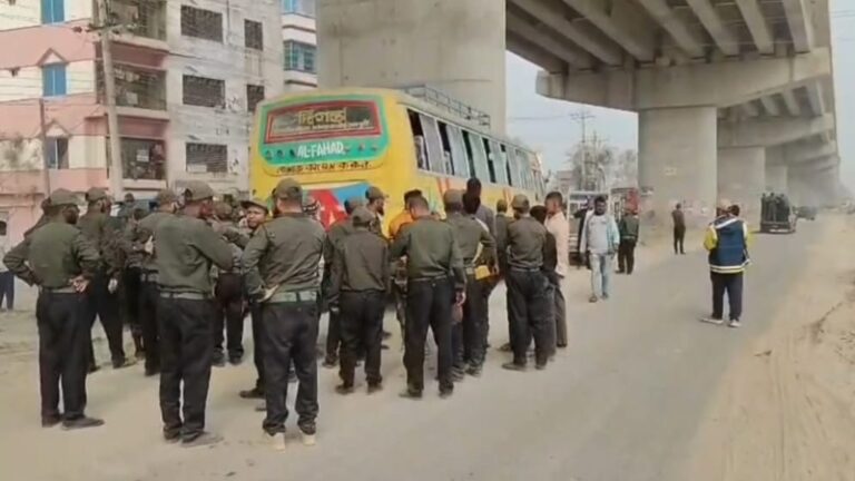 ব্রাহ্মণবাড়িয়ায় বাস দুর্ঘটনায় ১১ আনসার সদস্য আহত