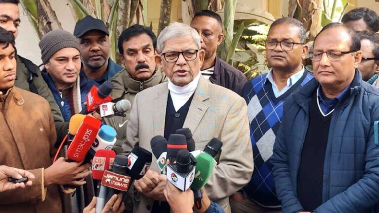 অবৈধ অস্ত্র উদ্ধার করতে না পারা সরকারের ব্যর্থতা: মির্জা ফখরুল