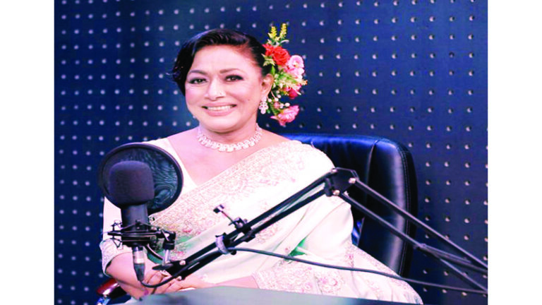 ঘুরে দাঁড়ানোর গল্প বলেন রোজিনা