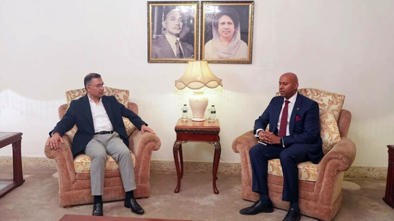 তারেক রহমানের সঙ্গে কানাডিয়ান হাইকমিশনারের সাক্ষাৎ