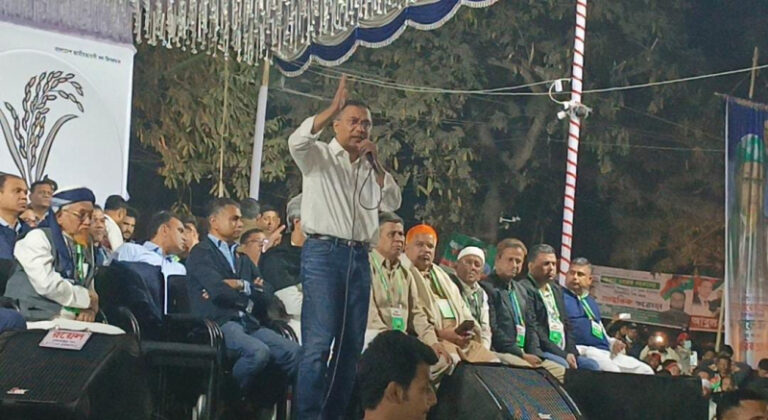 নির্বাচনের দিন ফজর নামাজ পড়বেন ভোটকেন্দ্রে-তারেক রহমান