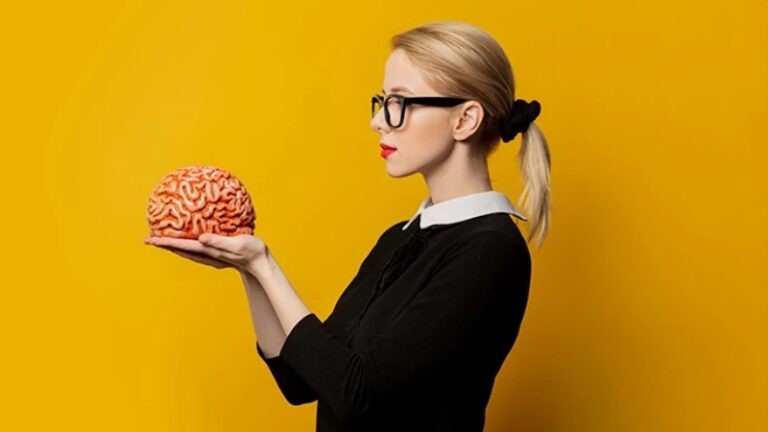 মস্তিষ্কের ৩টি সহজ হ্যাক যা আপনার জীবনকে পুরোপুরি বদলে দিতে পারে