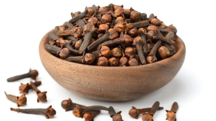 লবঙ্গ খেলে কী হয় জেনে নিন ৭টি অবিশ্বাস্য স্বাস্থ্য