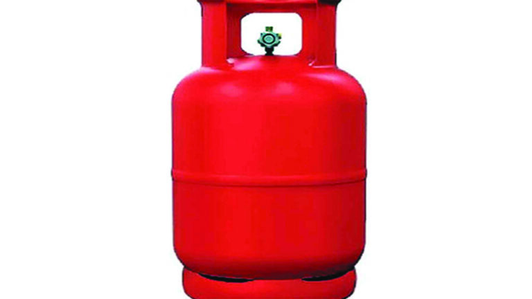 সিলিন্ডার গ্যাস সংকট ভয়াবহ আকার ধারণ করেছে
