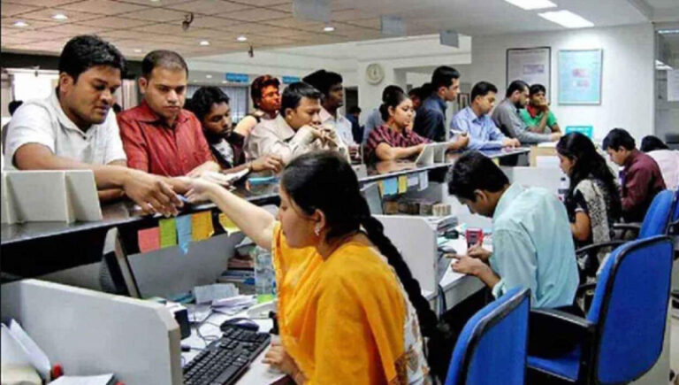 আজ থেকে নতুন সময়সূচিতে চলবে অফিস-আদালত