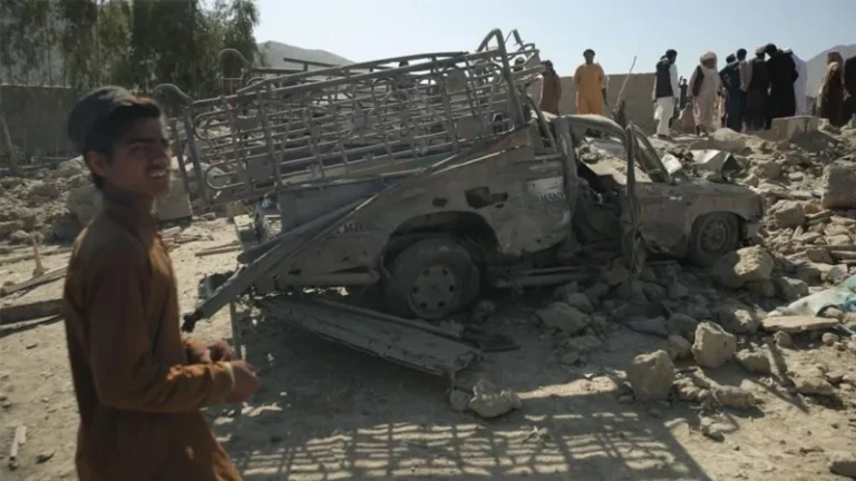 আফগানিস্তানের বিরুদ্ধে যুদ্ধ ঘোষণা পাকিস্তানের