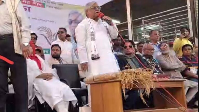 স্বাধীনতাবিরোধী দলটি নির্বাচন নিয়েও ষড়যন্ত্র শুরু করেছে: বরকত উল্লাহ বুলু