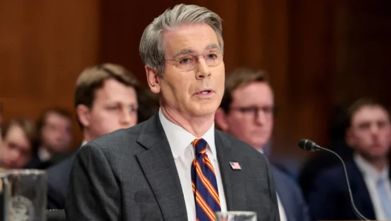 ইরানে এযাবৎকালের ‘বৃহত্তম বোমাবর্ষণ’ হবে আজ রাতে: মার্কিন অর্থমন্ত্রী