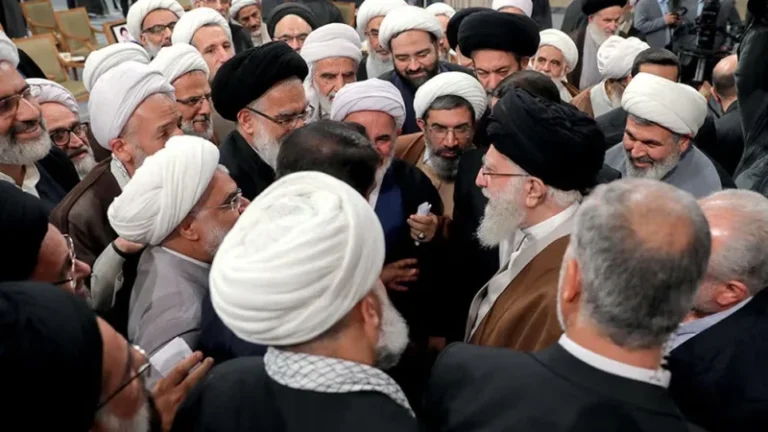 দ্রুত নতুন নেতা নিয়োগ দিতে চাপ দিচ্ছে আইআরজিসি