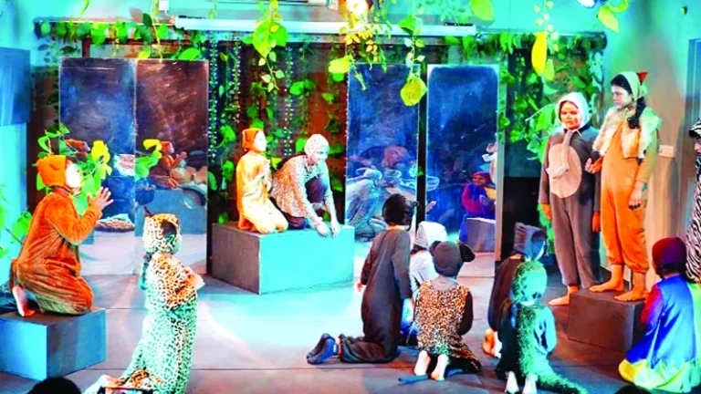 মঞ্চস্থ শিশুনাট্য ‘আয়না’ শত্রু বাইরের কেউ নয়, নিজেদের আচরণ