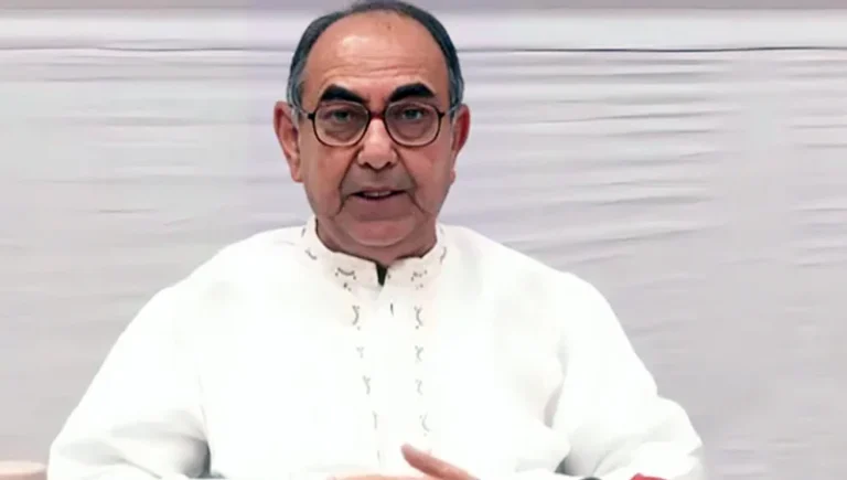 সিঙ্গাপুর নেওয়া হচ্ছে মির্জা আব্বাসকে