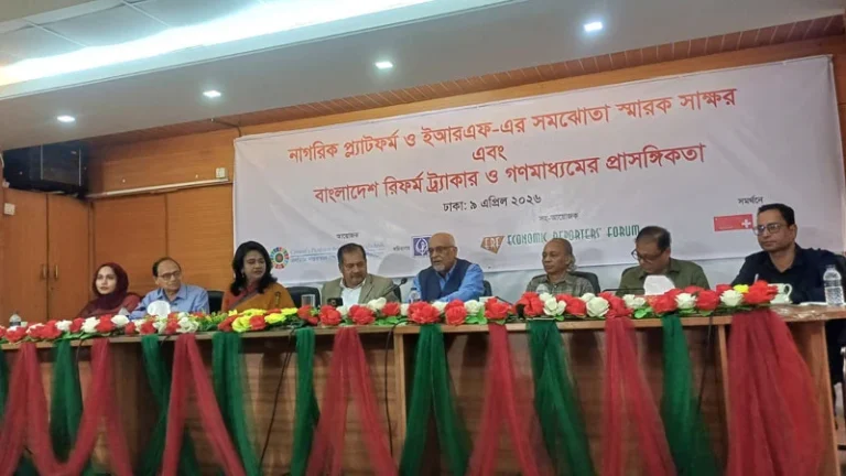 অর্থনীতিকে সচল রাখতে ‘রক্তসঞ্চালনের’ মতো সংস্কার অব্যাহত জরুরি: দেবপ্রিয় ভট্টাচার্য