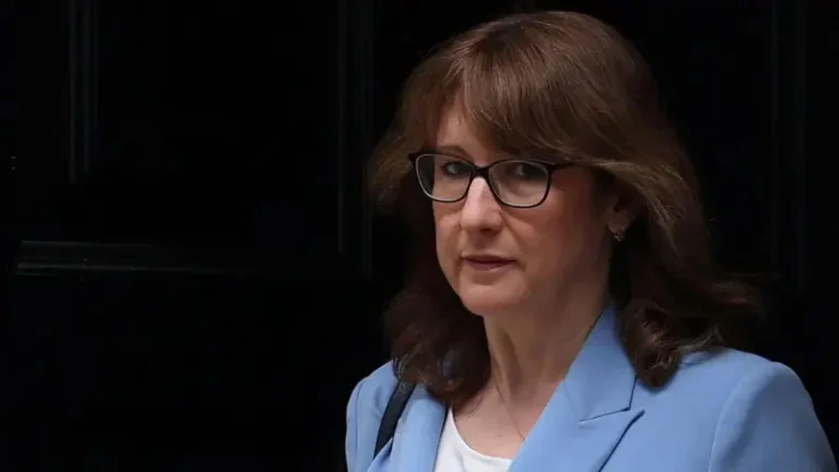 ইরান যুদ্ধ একটি ‘ভুল’: ব্রিটিশ চ্যান্সেলর