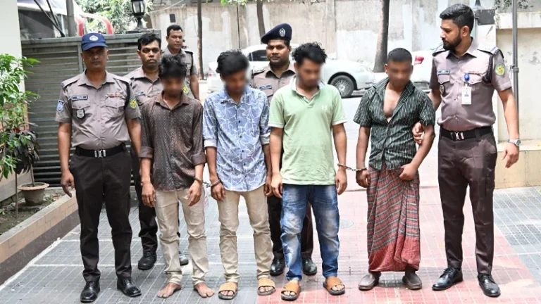 হোতাসহ গ্রেপ্তার ৪ মারামারি ও আর্থিক বিরোধের জেরে আসাদুল হত্যা: পুলিশ