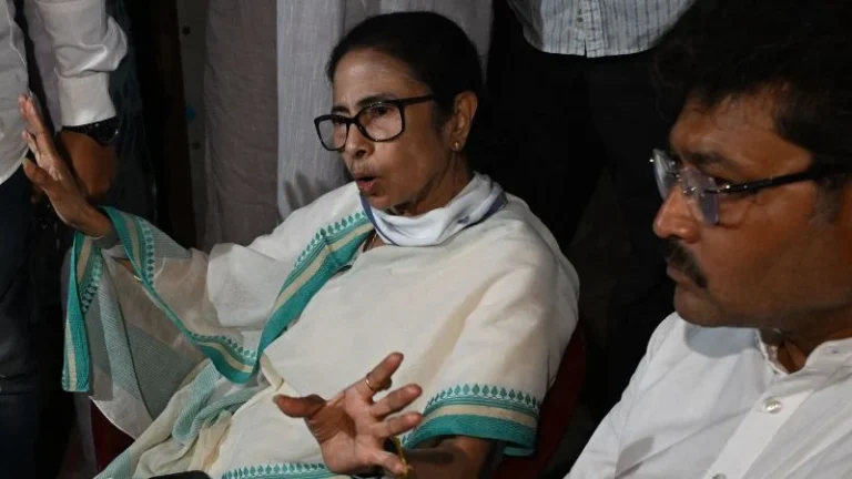 সূর্যাস্তের পরে জিতবেন, ওয়েট অ্যান্ড সি: মমতা