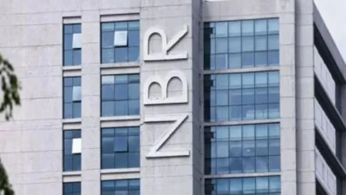 রাজস্ব আদায়ে রেকর্ড প্রবৃদ্ধি ১০ শতাংশ