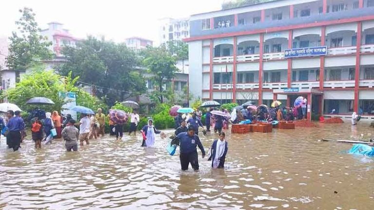 বর্ষা মৌসুমে আর পাবলিক পরীক্ষা হবে না