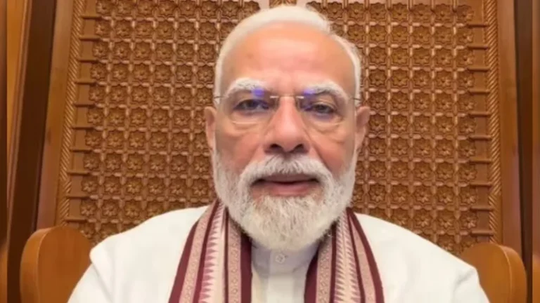 মধ্যরাতে মোদির ভিডিও বার্তা, কী বললেন বিক্ষোভকারীদের আল্টিমেটাম শেষ হচ্ছে দুপুরে