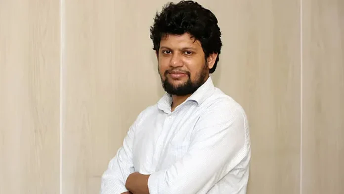 নিজস্ব মব না থাকলে মাইর একটাও মাটিতে পড়বে না মাহফুজ আলমwebp