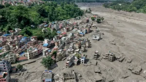 নেপালে দ্বিতীয় জলোচ্ছ্বাসের সতর্কবার্তা