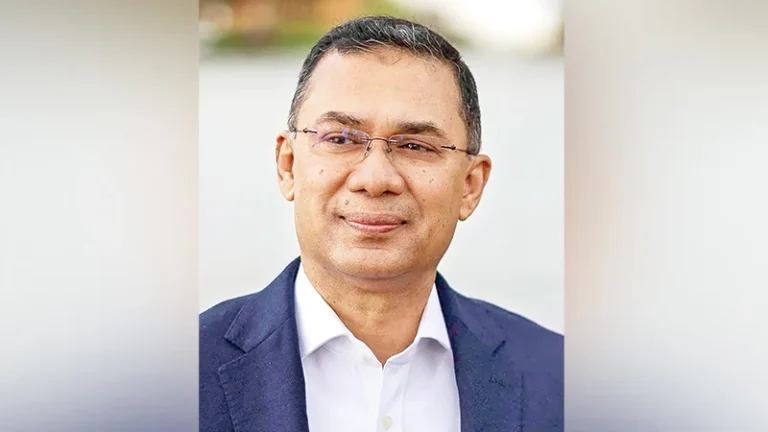 নিউইয়র্ক থেকে দেশের পথে প্রধানমন্ত্রী