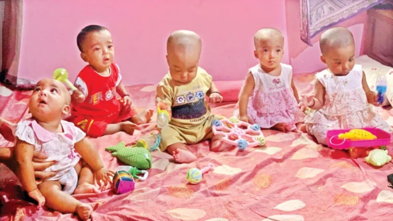 পরিবার ঘরজুড়ে এখন পাঁচ শিশুর কোলাহল