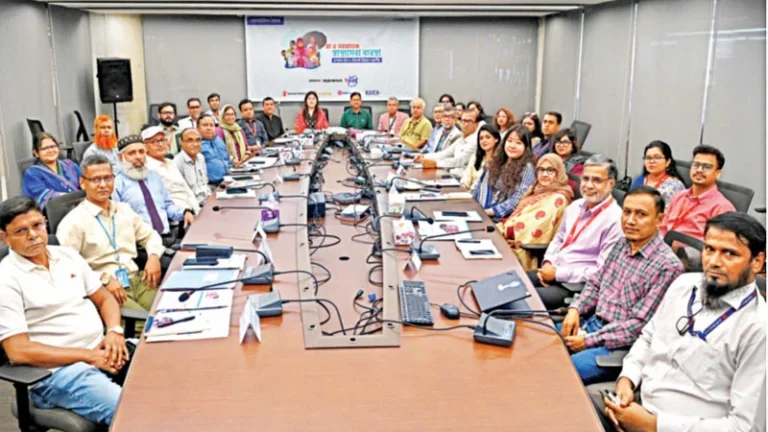 মা-নবজাতকের জন্য সেবা হাব গড়ার প্রস্তাব সমকাল-জননী গোলটেবিল বৈঠক