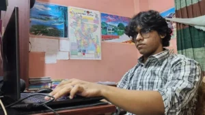 মায়ের মৃত্যুর পর পেনশনের টাকা পেতে ঘুষ দাবি, ক্ষোভে ‌‘ঘুষ সাইট’ তৈরি শাহেদের