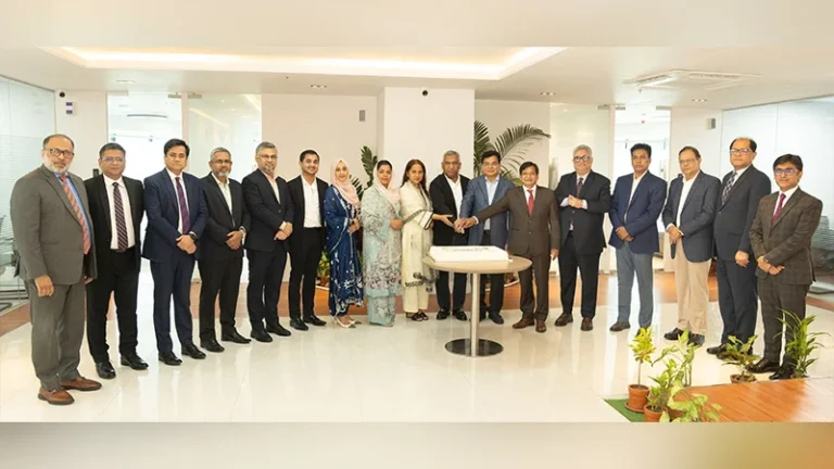 ১২ হাজার কোটি টাকার আমানতের মাইলফলক মধুমতি ব্যাংকের