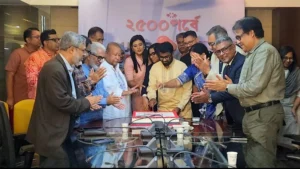 ‘টু দ্য পয়েন্ট’-এর ২৫০০তম অনুষ্ঠান উদযাপন
